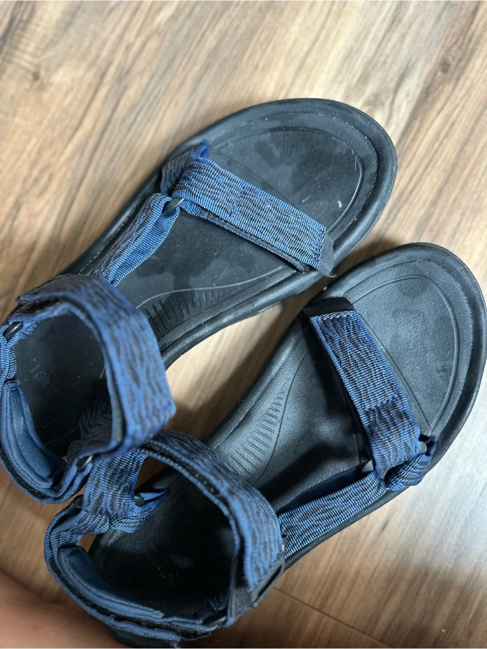 Men’s Teva Hurricane XLT 2 Sandal Size 11
